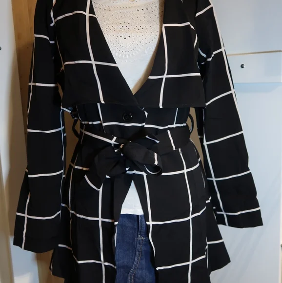 Plaid Tie Front Jacket - Picture 7 of 9